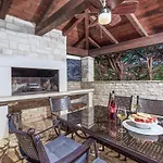 Villa Olea Mare With Private Heated Pool