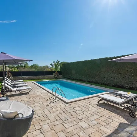 Olea Mare With Private Heated Pool Villa