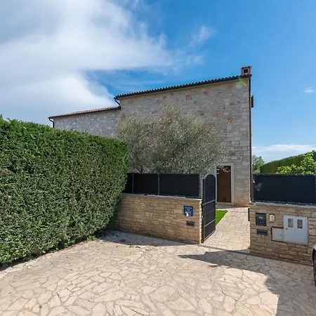 Villa Olea Mare With Private Heated Pool *