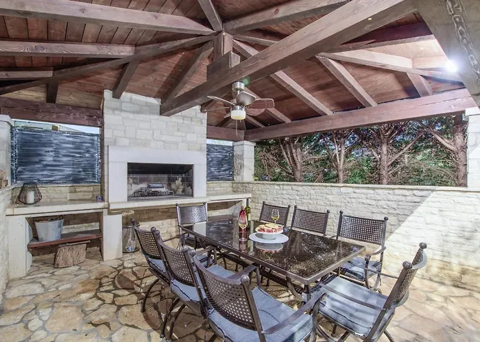 Olea Mare With Private Heated Pool * Buici (Istria)