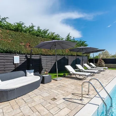 Olea Mare With Private Heated Pool Βίλα Buici (Istria)