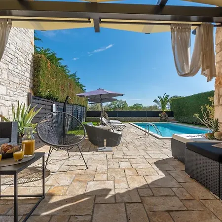 Olea Mare With Private Heated Pool * Buici (Istria)