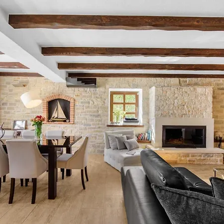 Villa Olea Mare With Private Heated Pool *